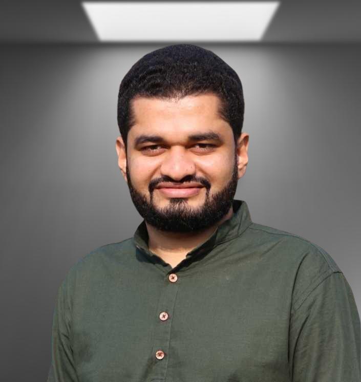 Headshot of Rahul